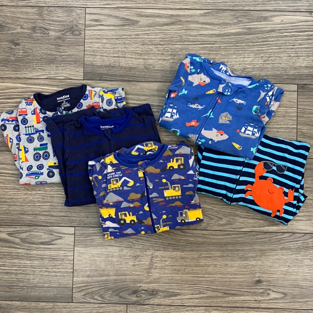 BUNDLE: 5 Boys Coordinating Zip-up Footie Pajamas - 4T